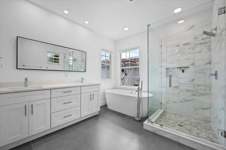 Owner's Suite Bathroom