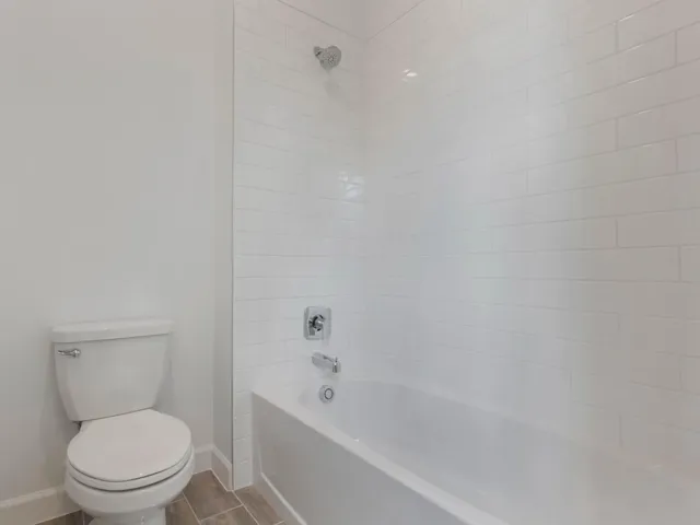 Guest Bathroom 2nd Floor