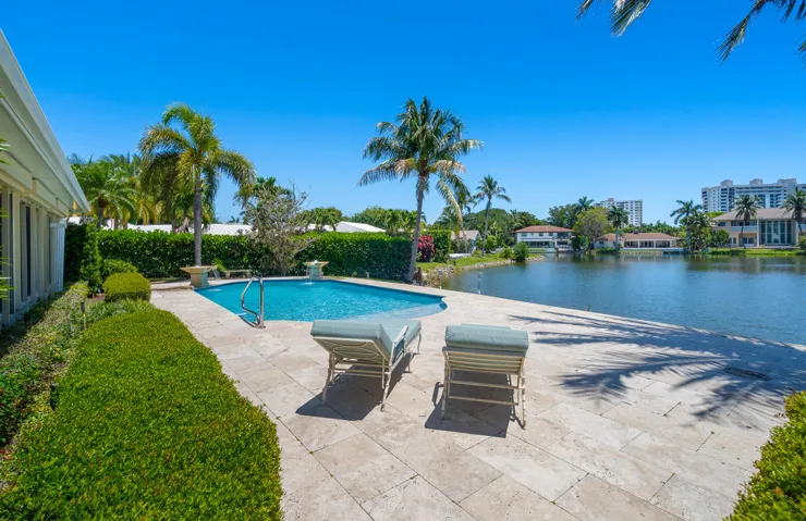 Pool/View