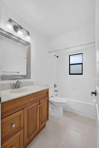 2nd Bathroom