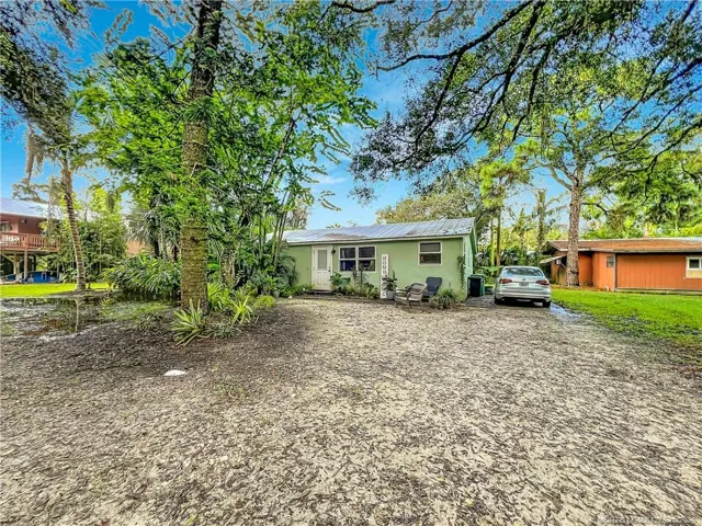 2. 1 bedroom cottage