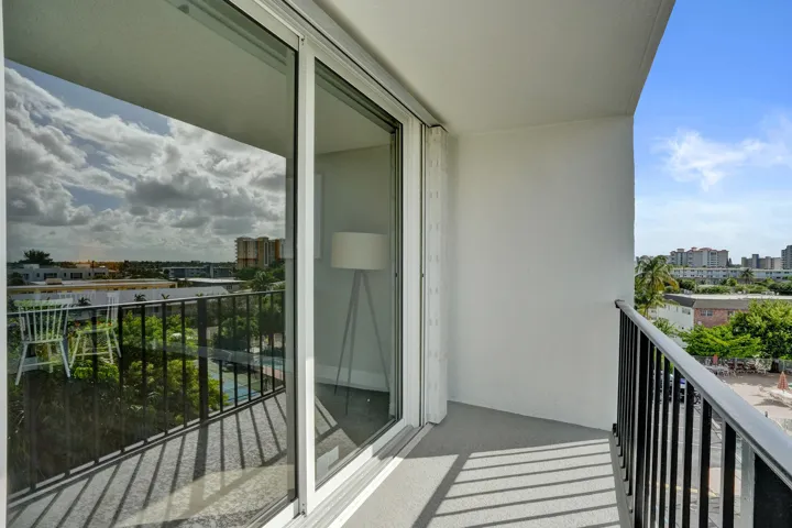Private Balcony to catch a sunset​​‌​​​​‌​​‌‌​‌‌​​​‌‌​‌​‌​‌​​​‌​​ .