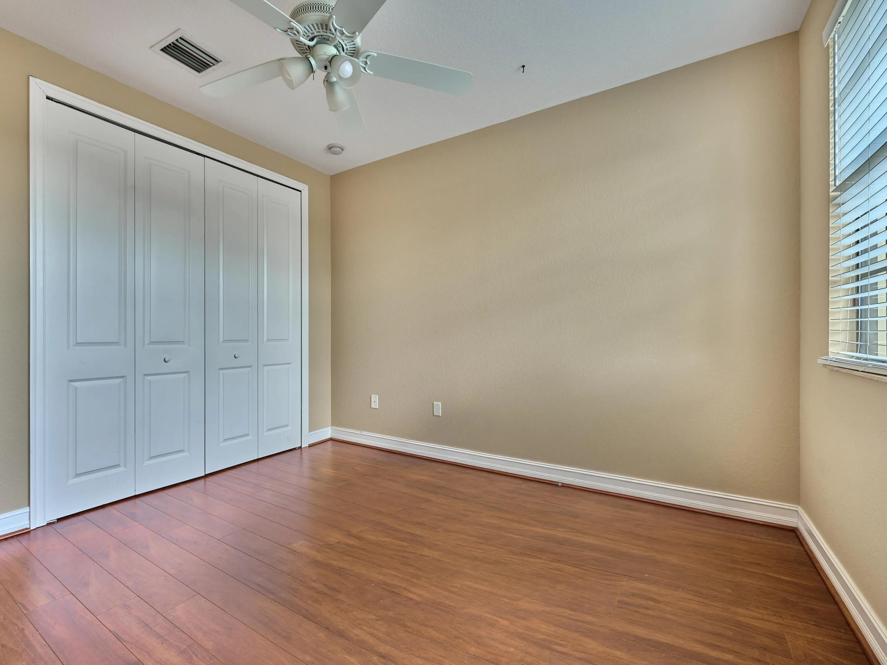 Property photo 60