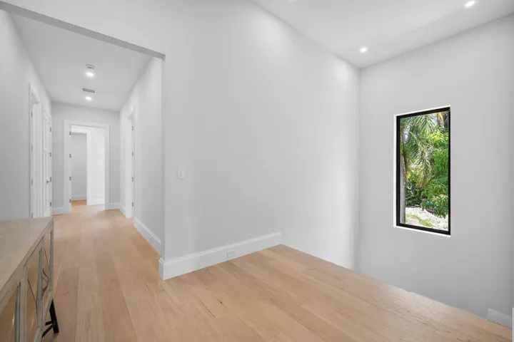 024-725Southeast4thAvenue-DelrayBeach-FL