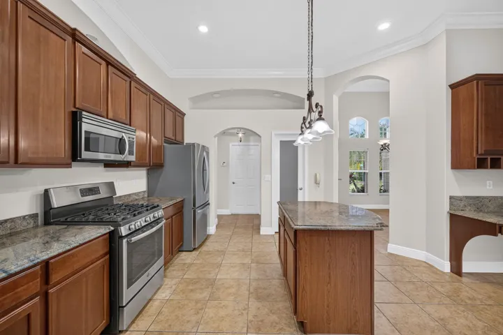 12 - Gourmet Kitchen_Formal Dining View