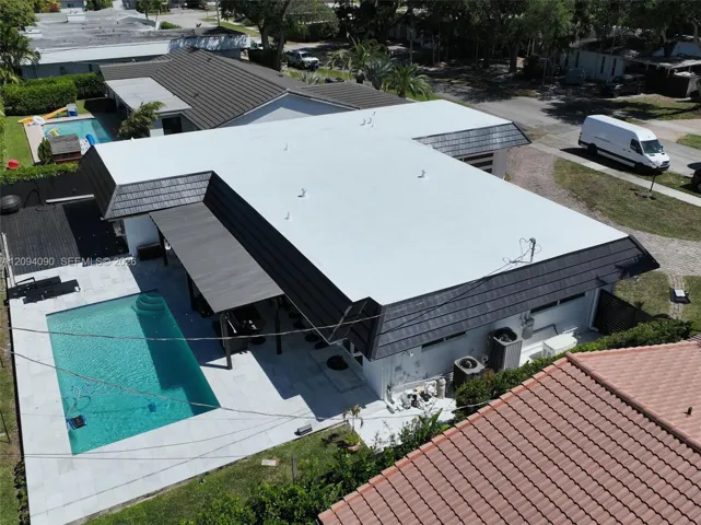 New pool and pool​​‌​​​​‌​​‌‌​‌‌​​​‌‌​‌​‌​‌​​​‌​​ deck