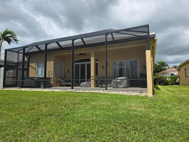 7200 Demedici 3bd 2231sq ft