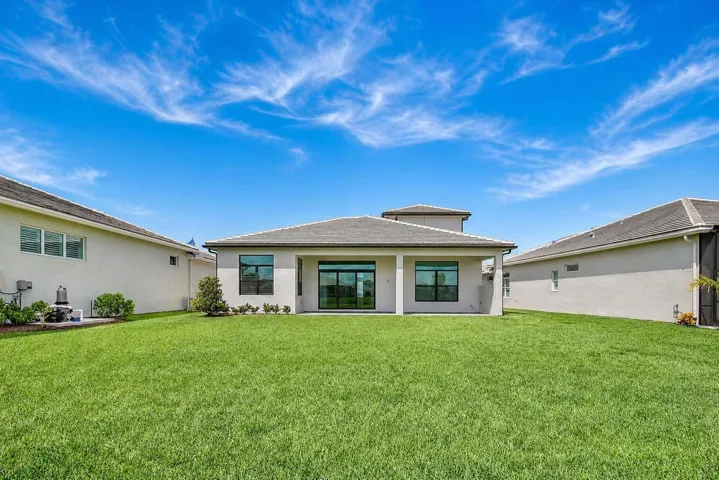 Generous Backyard