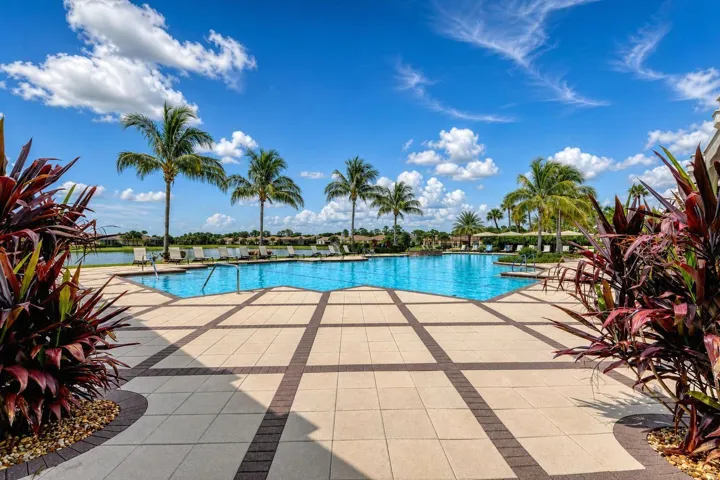 Verano Amenities