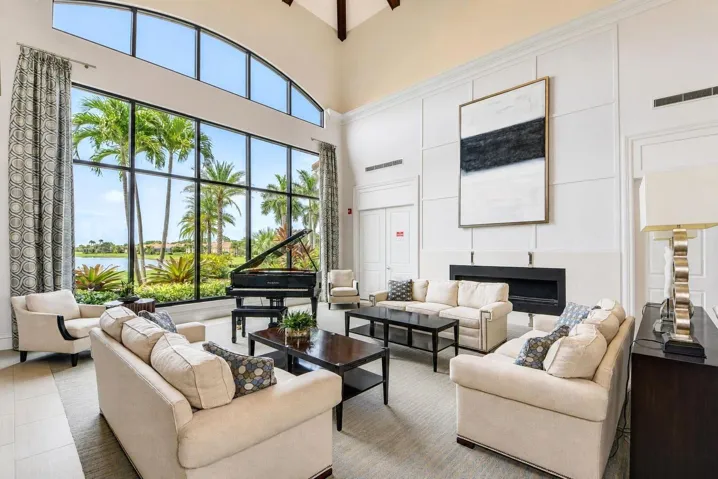 Verano Amenities