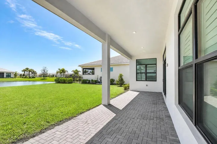 Expansive Patio