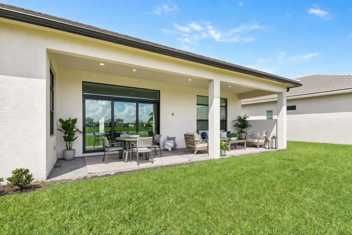 Expansive Patio