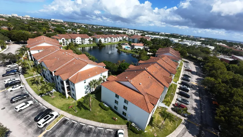 located across the street from the Intracoastal waterway and minutes from several beaches & parks