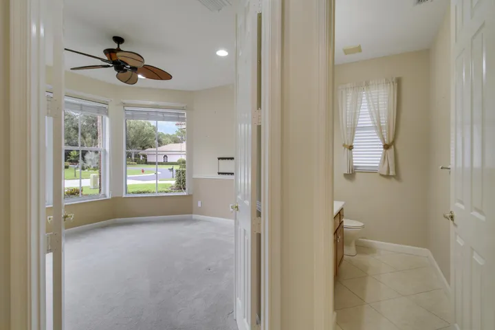 Access to Den/Half Bath