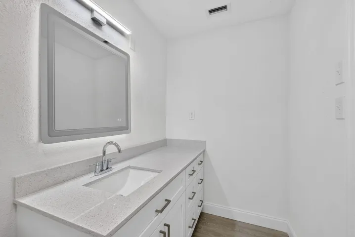 23-web-or-mls-8I8A9447