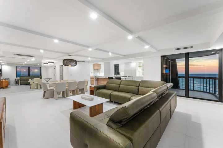 062-5380NorthOceanDrive-19D-RivieraBeach