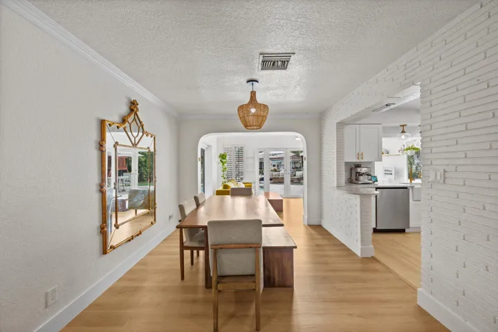 160 SE 9th Street, Pompano