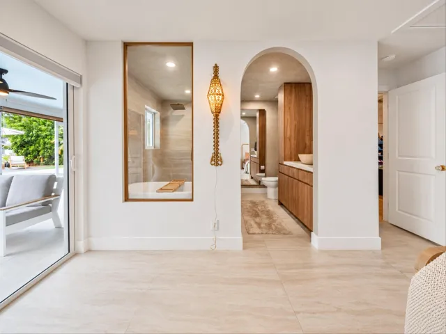 160 SE 9th Street, Pompano