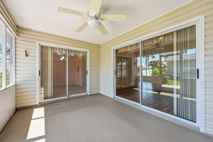23_sun room