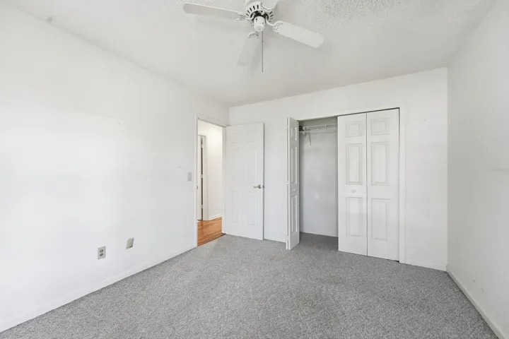 18_bedroom