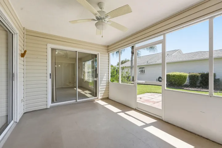 22_sun room