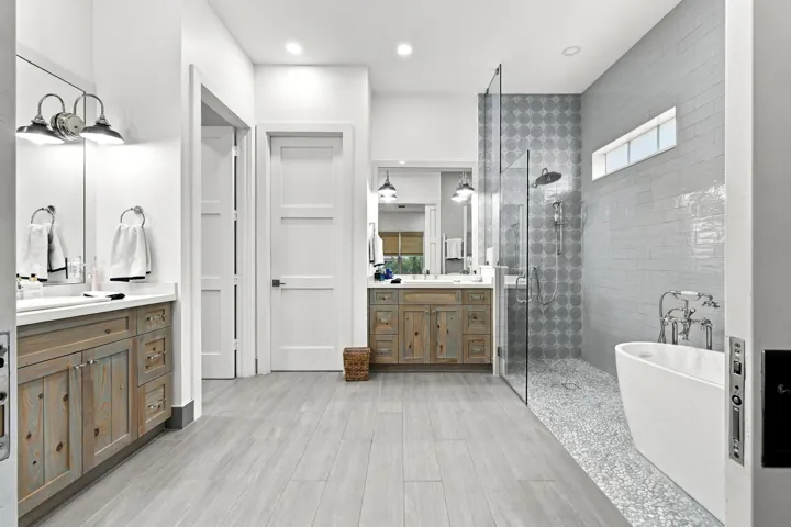 Master bath