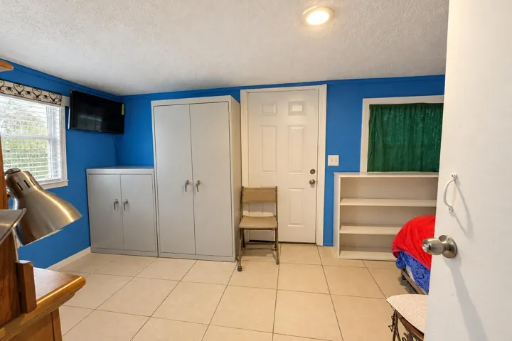 906 Florida Room