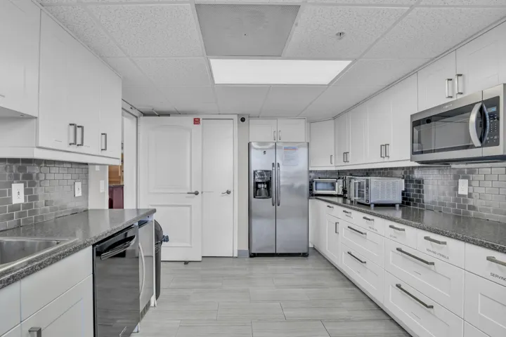 Community Room, Kitchen