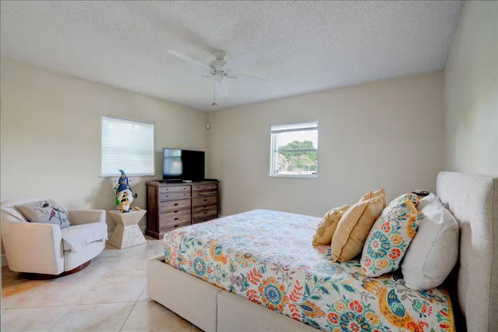 26-14315 Amapola Drive-30