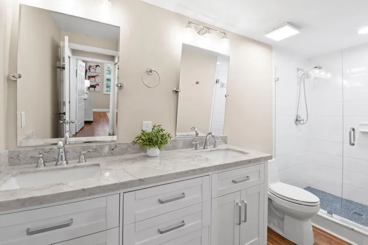 Double vanity with new fixtures
