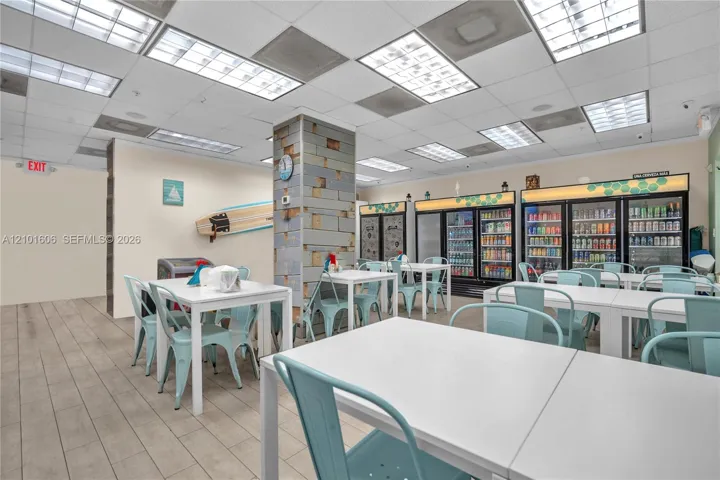 Convenience store & cafe