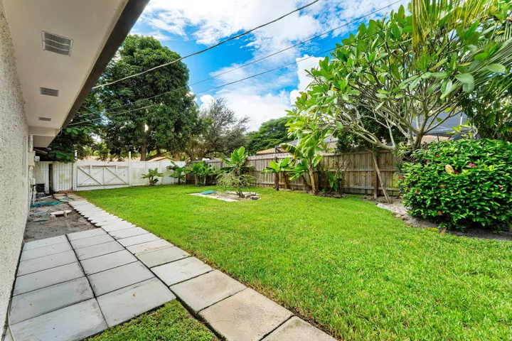 036-2013ArdleyRoad-NorthPalmBeach-FL-334