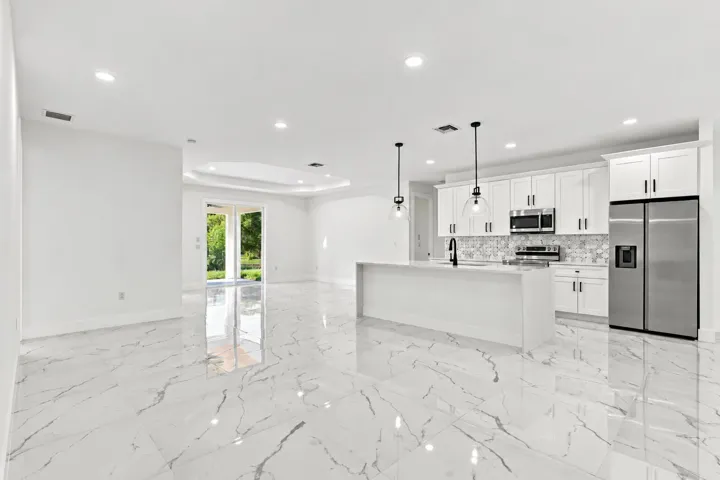 kitchen/ dining room