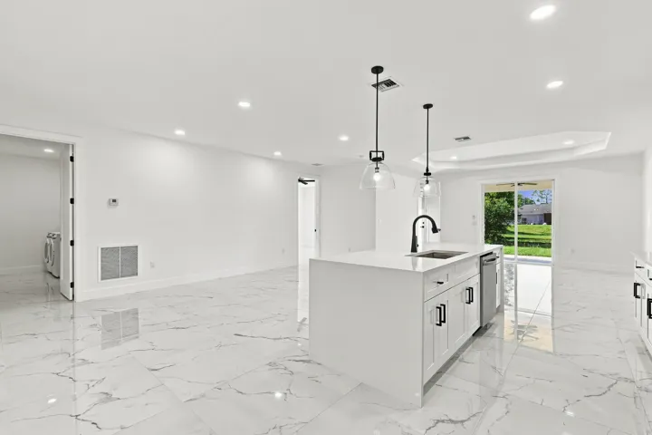 kitchen/ dining room