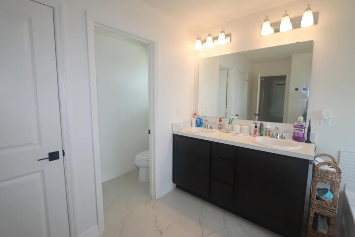 20 Master Up Bath