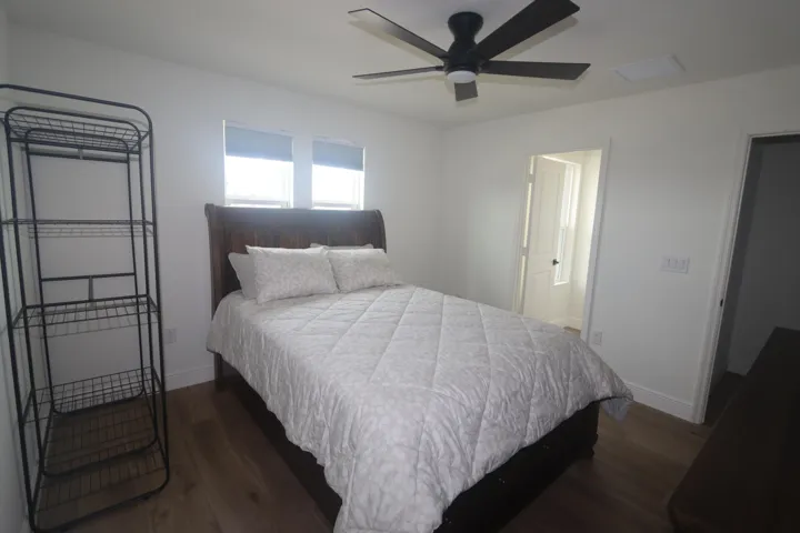 24 up bedroom 5