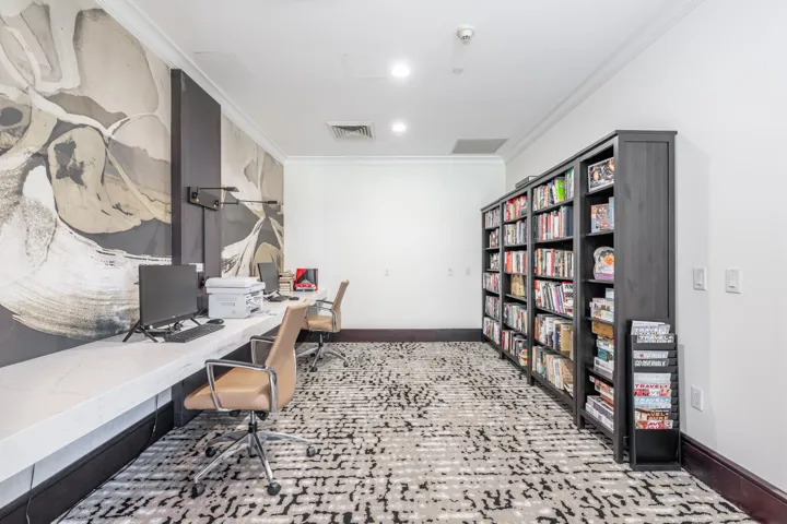 Business Center - Computer Room