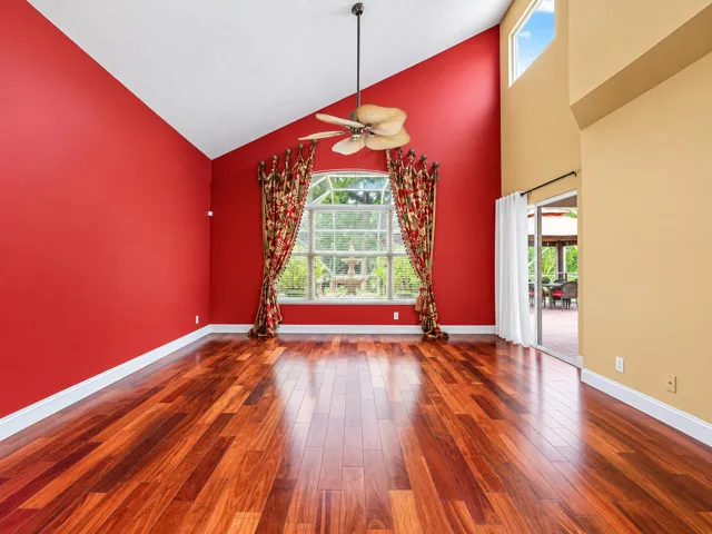 Main Living Space & Dining Room