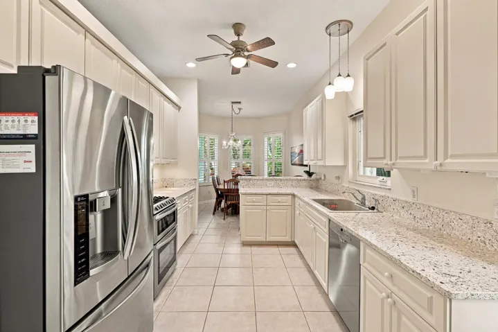 Notice all of the cabinet space.