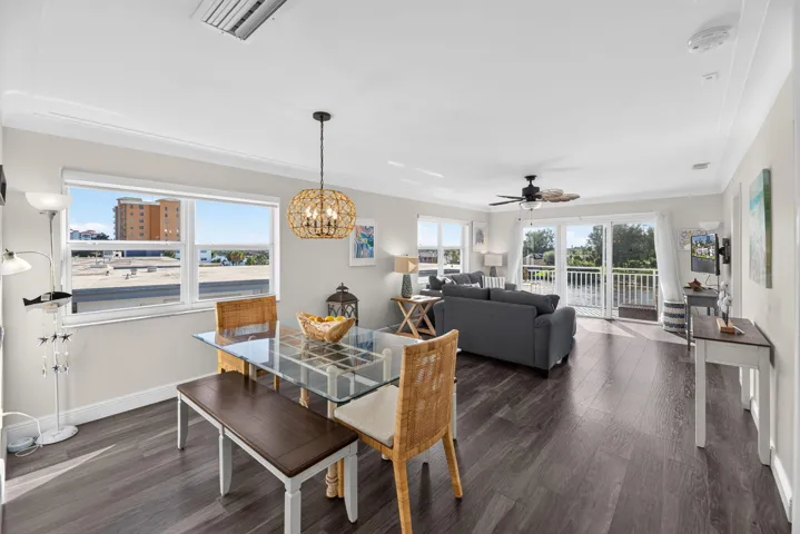 20-web-or-mls-Dining room 1