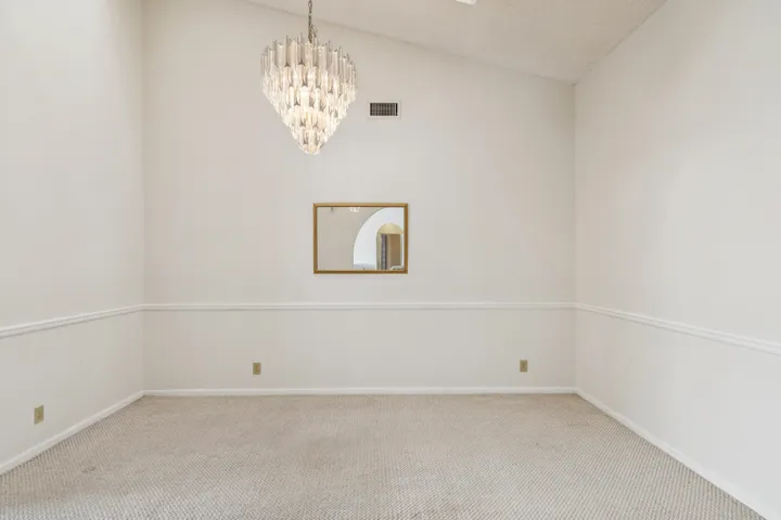 Large & spacious dining area