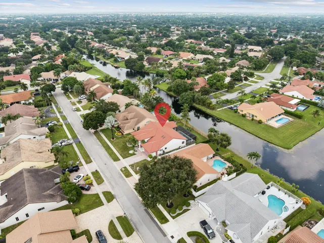 Lake View; central location; one road in & same road out. Private, quiet & safe community.