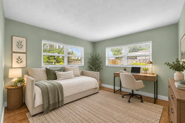 731 NE 49th St-second bd