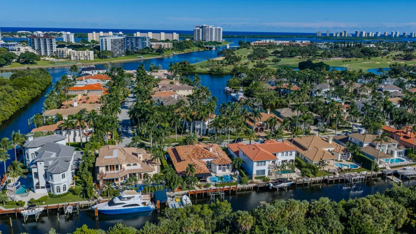 817HarborIsles_Drone_MLS-16