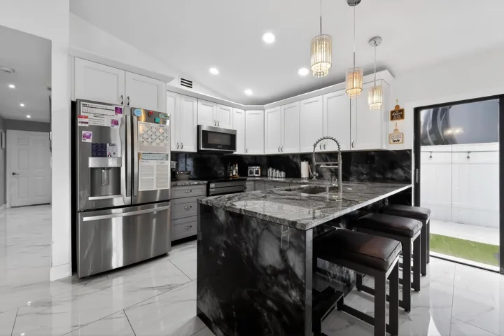 18_11423_Whisper_Sound_Dr-Kitchen-0082