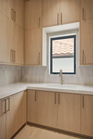 Laundryroom Photo detail backsplash fauc