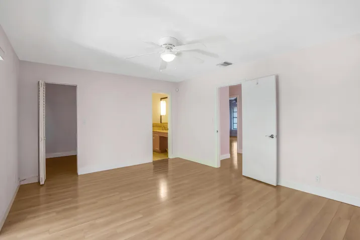 3015 Oaktree Lane, Hollywood, FL 33021 (