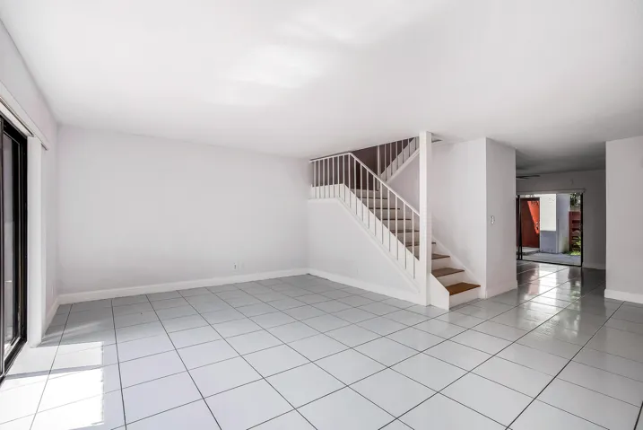 3015 Oaktree Lane, Hollywood, FL 33021 (