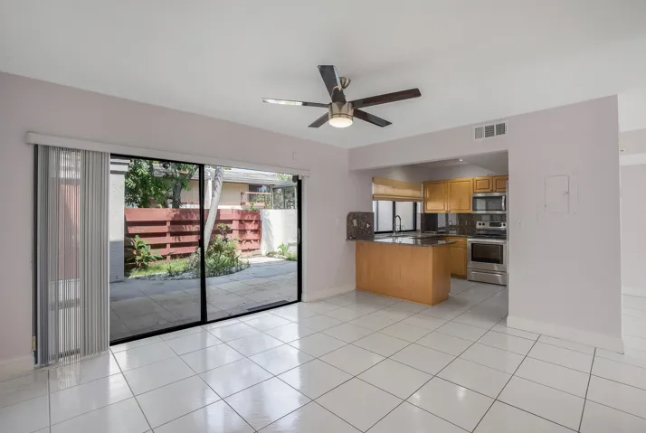 3015 Oaktree Lane, Hollywood, FL 33021 (