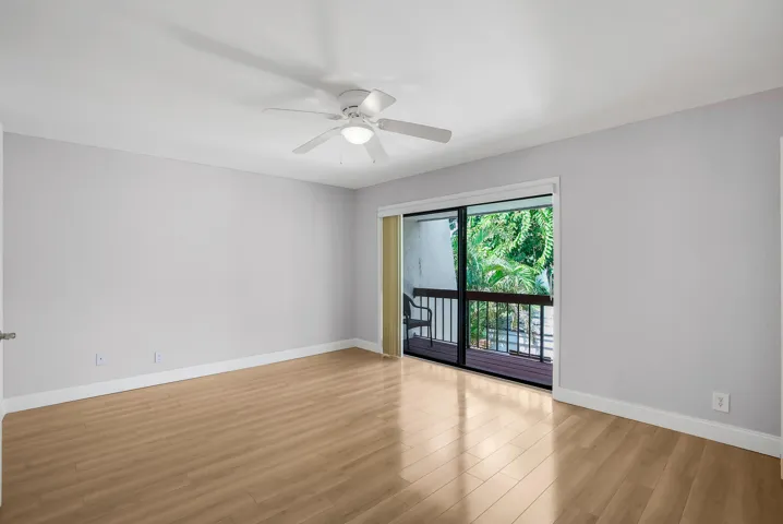 3015 Oaktree Lane, Hollywood, FL 33021 (